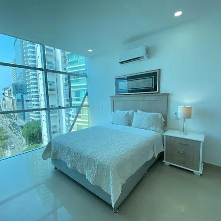 Con Vista Al Mar En Edificio Infinito Cartagena